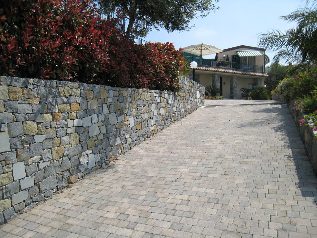 Villa Itati Sanremo Bagian luar foto