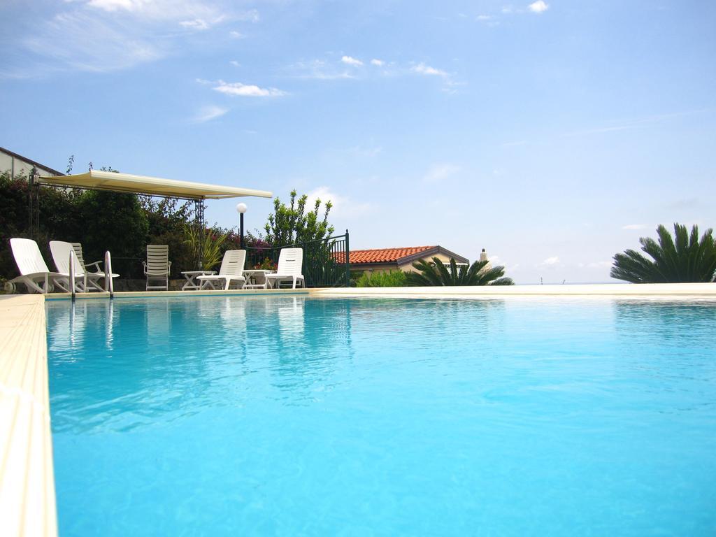 Villa Itati Sanremo Bagian luar foto