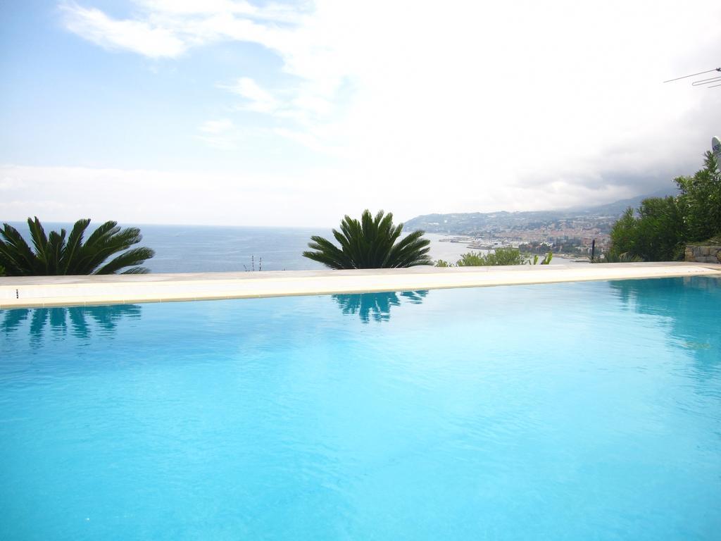Villa Itati Sanremo Bagian luar foto